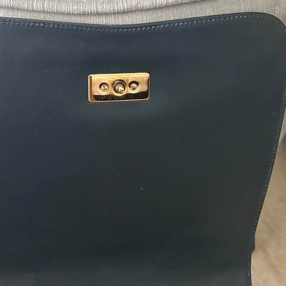 Authentic Salvatore Ferragamo Studio Box Navy Leather Gold Gancio Med EUC - Picture 11 of 15